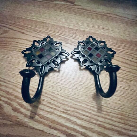 Urban Outfitters Silver With Multicolor Stones 2 Wall Hooks 7x5 - Picture 5 of 7